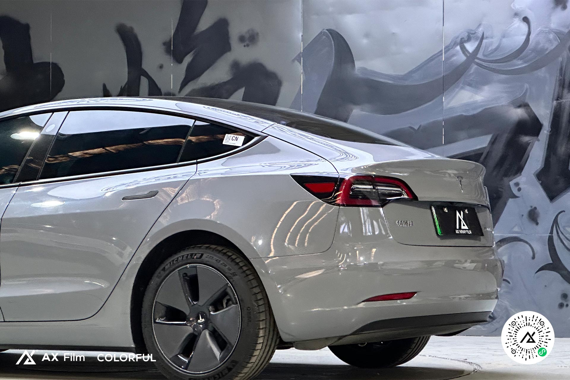 特斯拉Model 3 - 高亮纳多灰