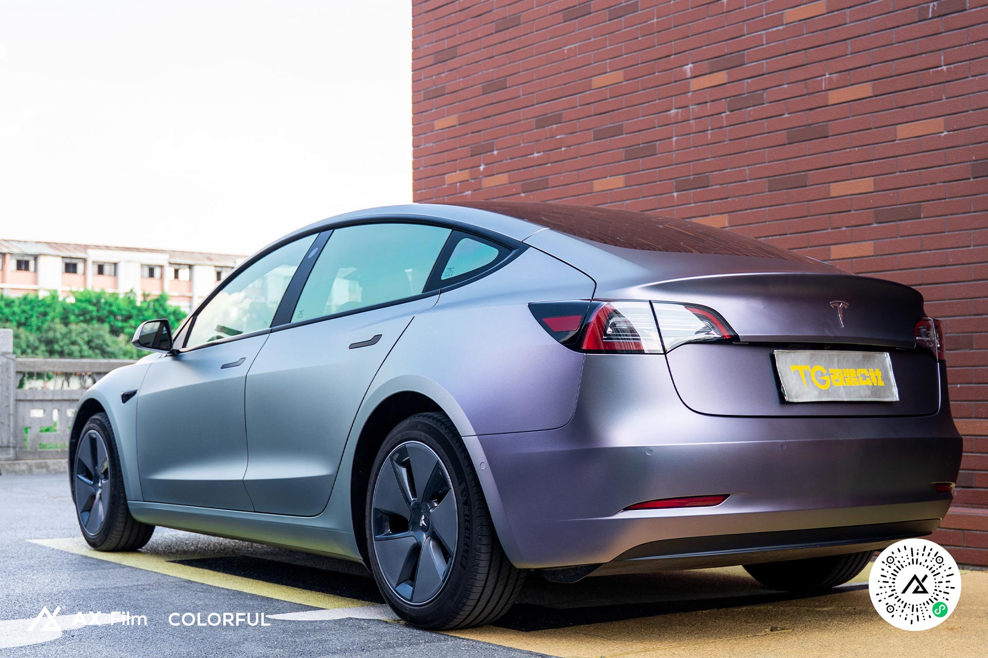 特斯拉Model 3 - 卡普里灰紫